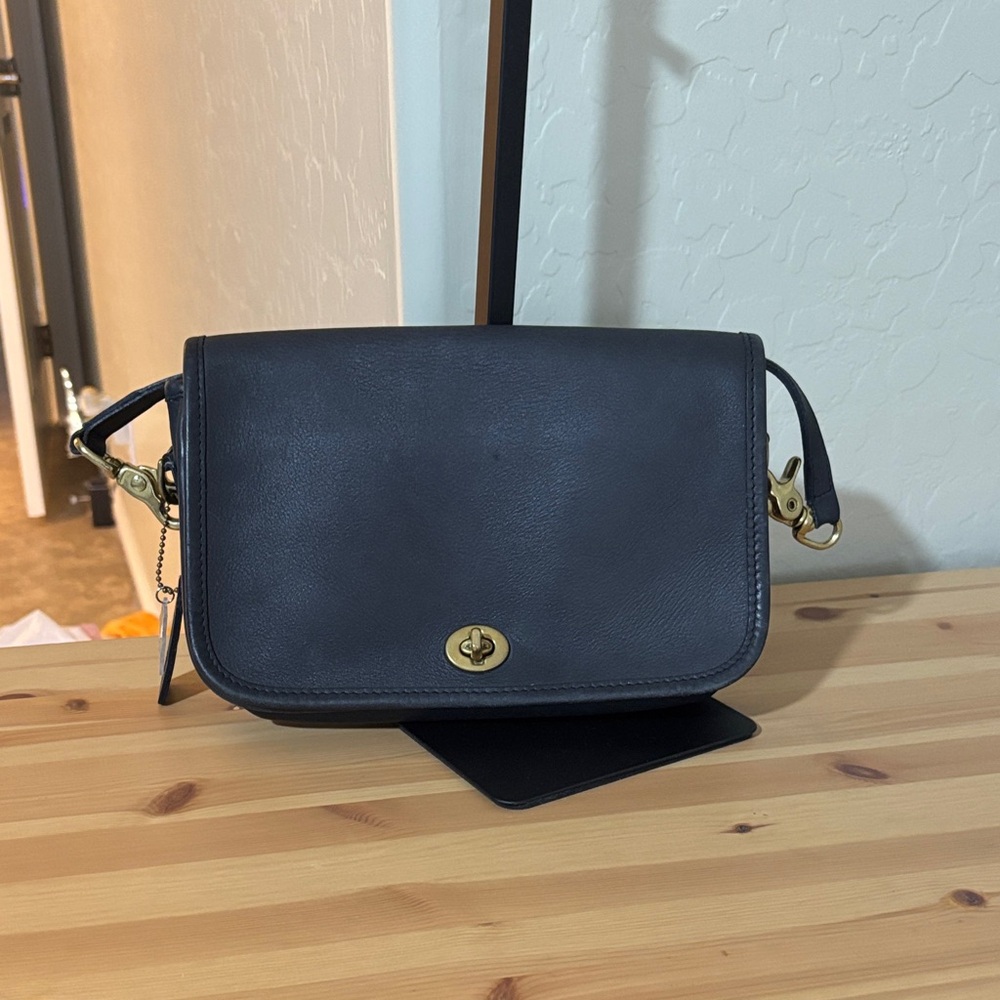 Coach Vintage Penny Pocket Black Leather Shoulder Bag
